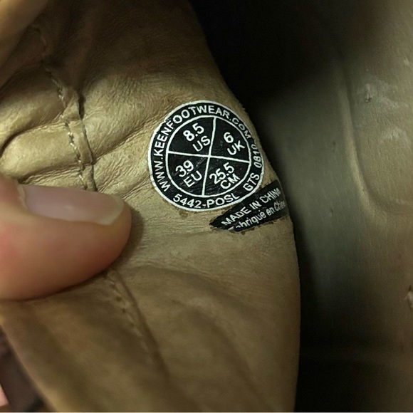 Keen Chester Brown Studded Oiled Leather Slip On Mules Womens Size 8.5 EUR 39 - Picture 8 of 10